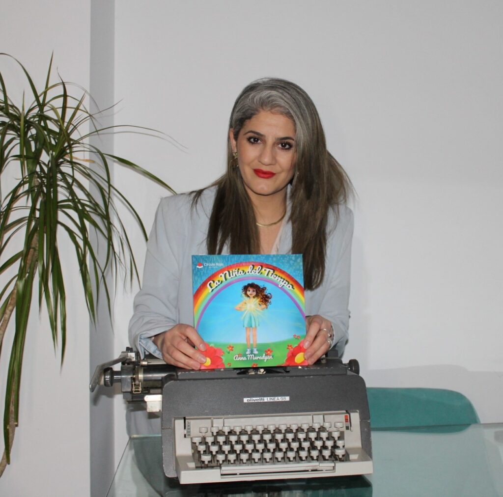 Descubre ‘La Niña del Tiempo’: Un cuento que transforma el bullying en una lección de esperanza.