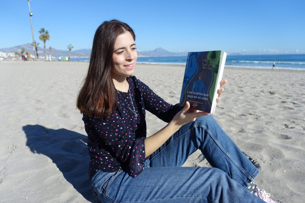 “Las huellas que dejo en mi vida”: el viaje emocional de Sergio hacia un nuevo destino.